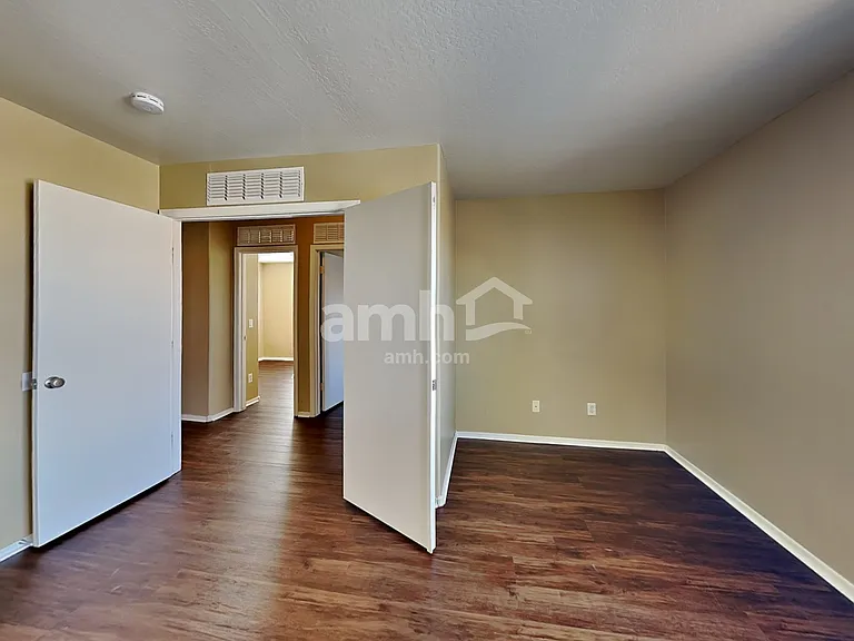 21843 W Cocopah St — Photo 9