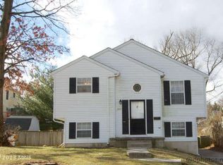 2002 Vista Ln, Lutherville Timonium, MD 21093