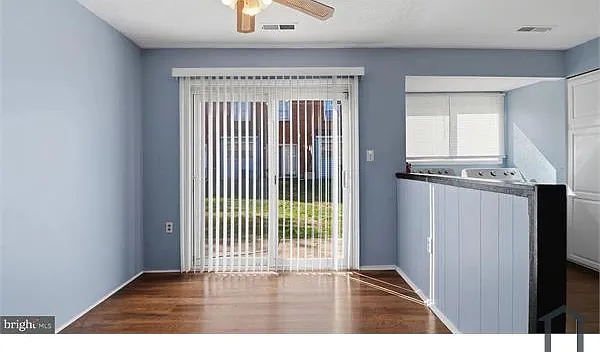 2612 Camberwell Ct — Photo 3