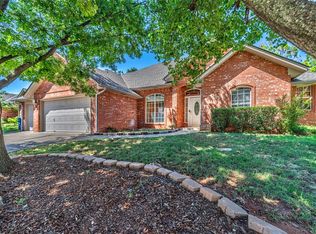 2500 Fernwood Dr, Edmond, OK 73034