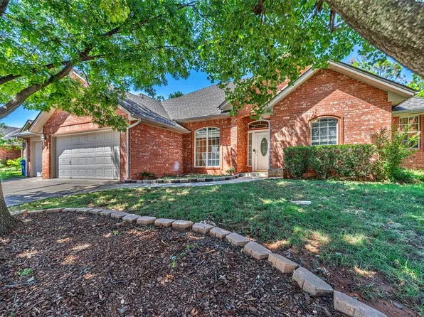 2500 Fernwood Dr, Edmond, OK 73034