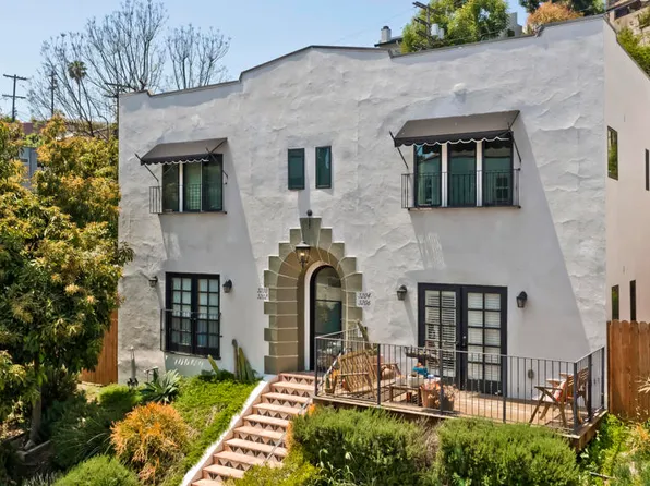 3204 Larissa Dr, Los Angeles, CA 90026