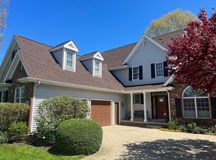 481 Highland Dr, Chesterton, IN 46304