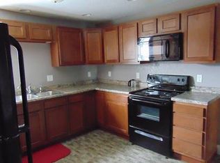 218 Walnut St, Muscatine, IA 52761