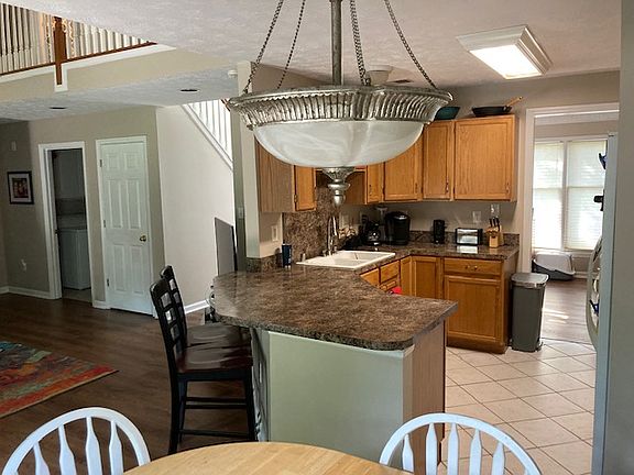 4th image of 3808 McGarry Dr