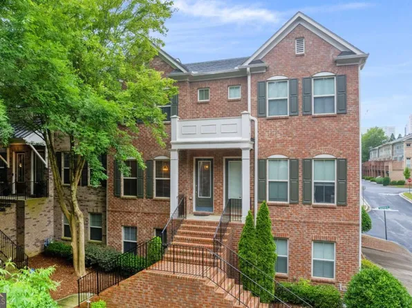1653 Sabastian Pt NE, Atlanta, GA 30329