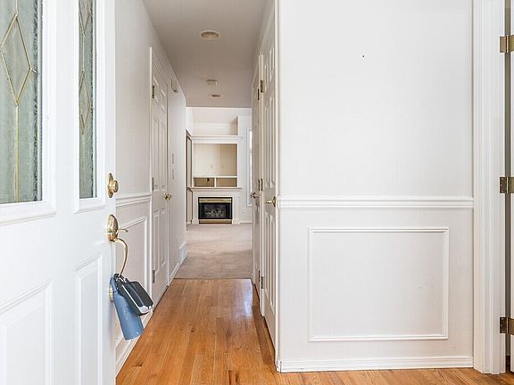5th image of 4309 NE 84th Street #B