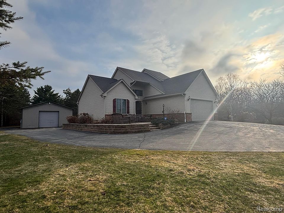 1st image of 7211 Hewitt Rd