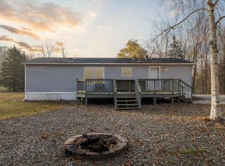 9341 Merle Dr, Crystal, MI 48818