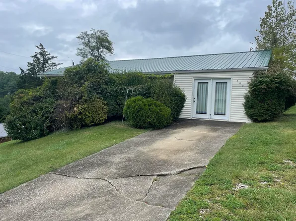 505 Bellview Dr, Russell, KY 41169