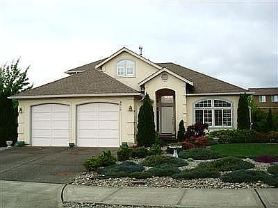 1st image of 9710 183rd Ave E