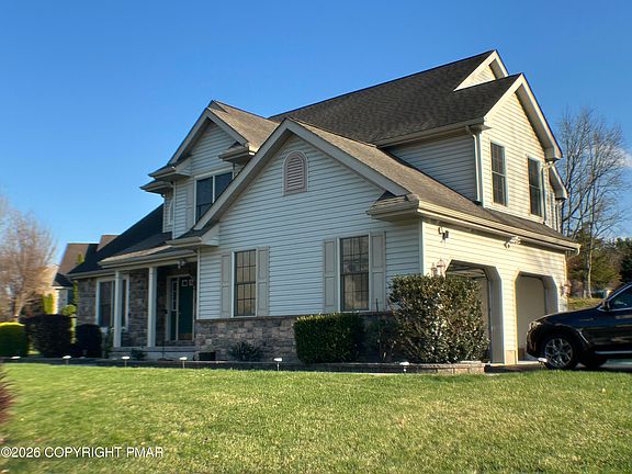 4th image of 215 Dryden Rd