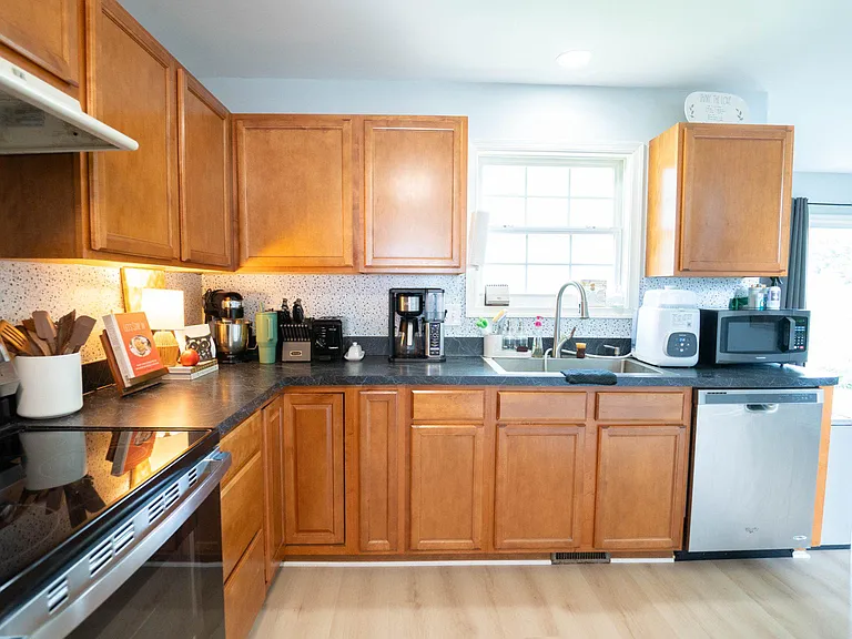 510 Teal Rd N — Photo 9