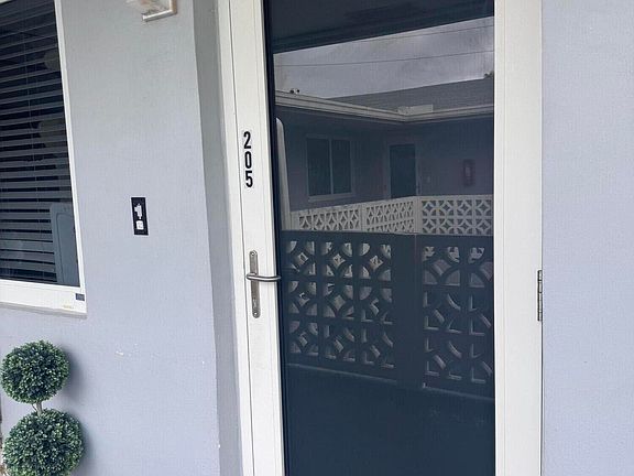 2nd image of 600 Layne Blvd