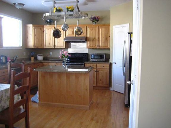 3rd image of 10644 N Sahalee St