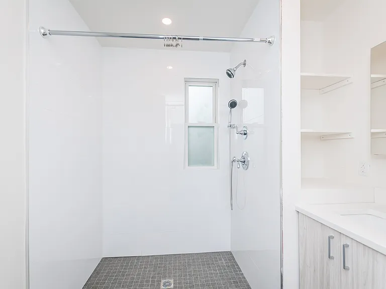 35 Woodman St #2 — Photo 11