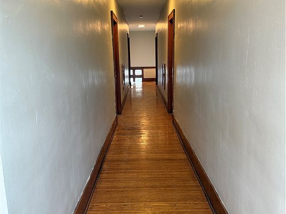 4th image of 1873 E Main St