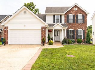 5743 Wickershire Ln, Saint Louis, MO 63129