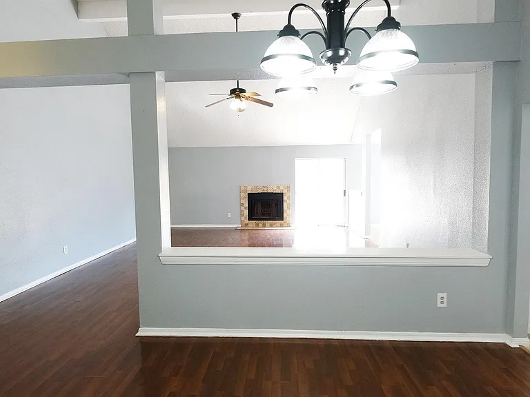 1203 Beckwood Cir — Photo 9