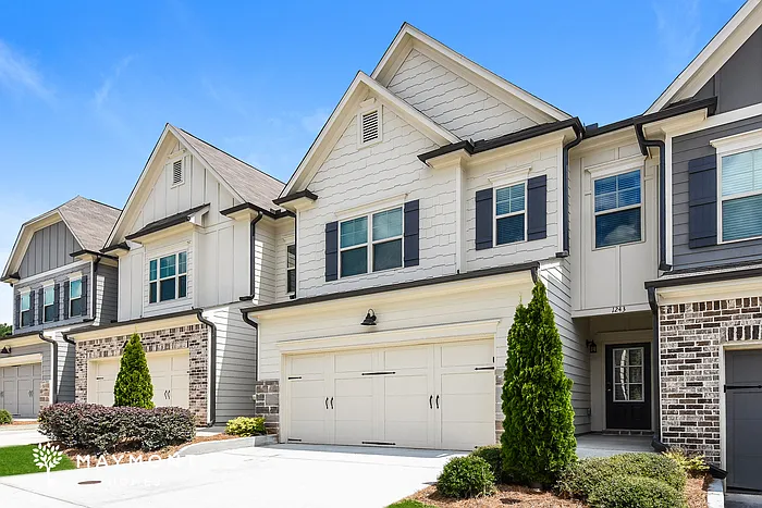 1243 Spring Marsh Ct NE — Photo 4