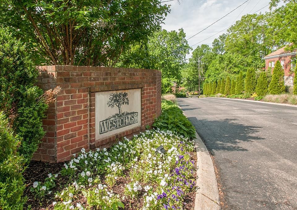 1st image of 238 Westchase Dr