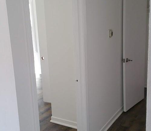2nd image of 5009 Barrett Ave