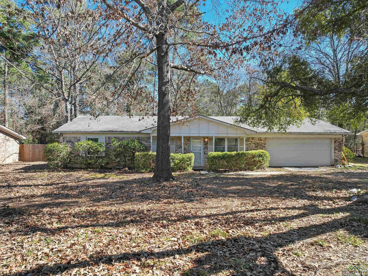 1304 W Lake Dr, Gladewater, TX 75647 MLS 20240836 Zillow