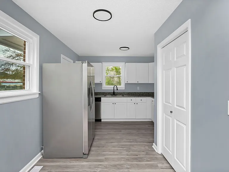 3001 Truman St — Photo 12