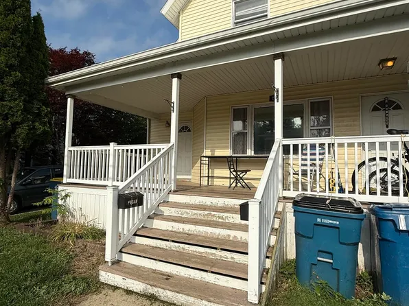 204 S West St, Angola, IN 46703
