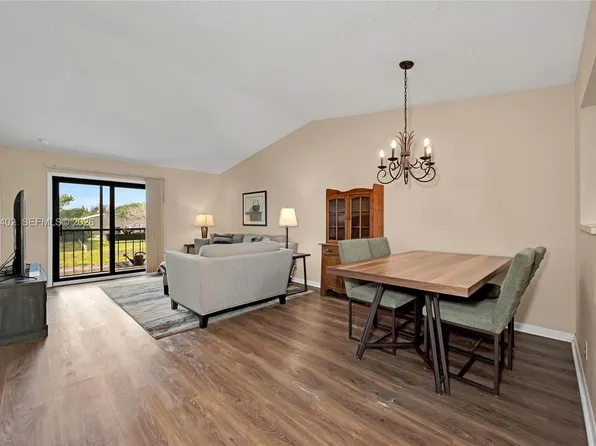 9449 Boca Cove Cir APT 911, Boca Raton, FL 33428