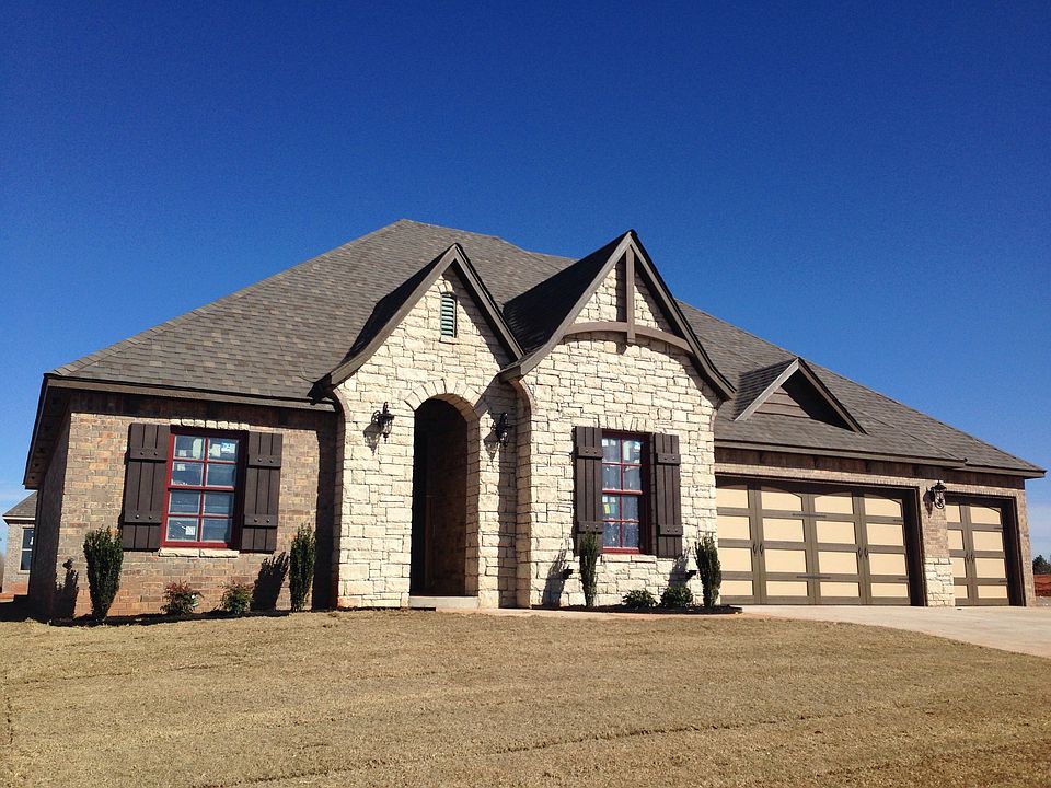 1st image of 2241 W Earl Dr