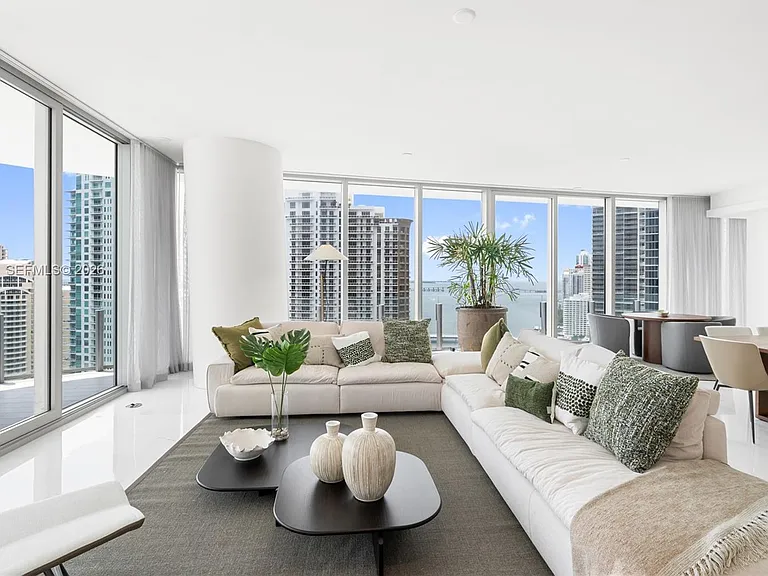 300 Biscayne Boulevard Way #2601E — Photo 70