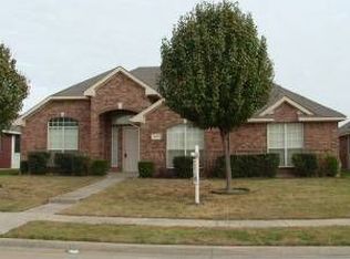 1116 Covington Dr, Mesquite, TX 75149