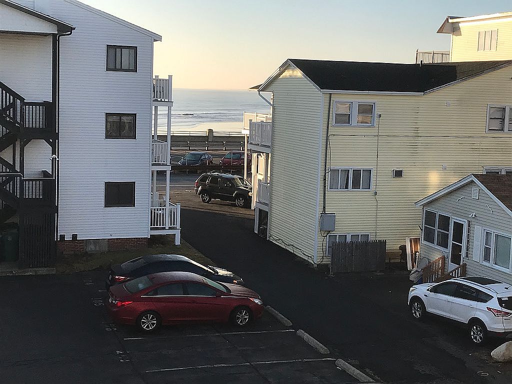 415 Ocean Blvd 2B, Hampton, NH 03842 Zillow
