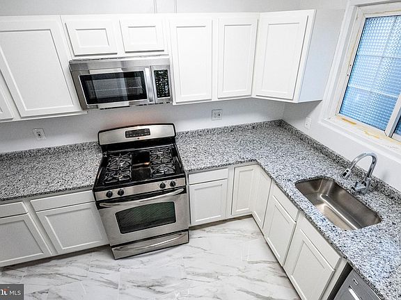2nd image of 3738 Valley Dr