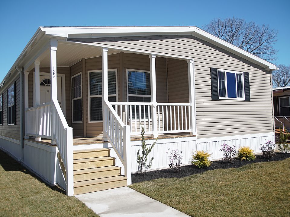 Beautiful Covered Porch