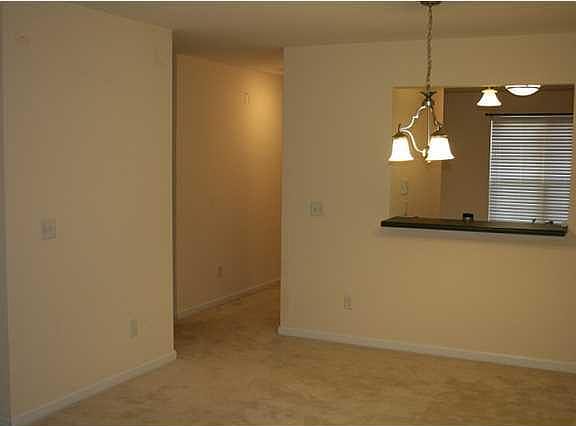4th image of 9089 Haileys Pond Dr