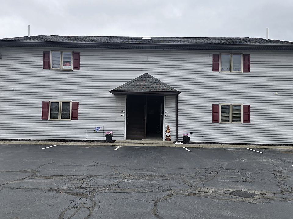 1st image of 611-617 W Pine St #1