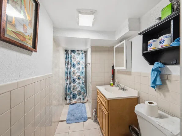 1111 6th Street image 7 of 15