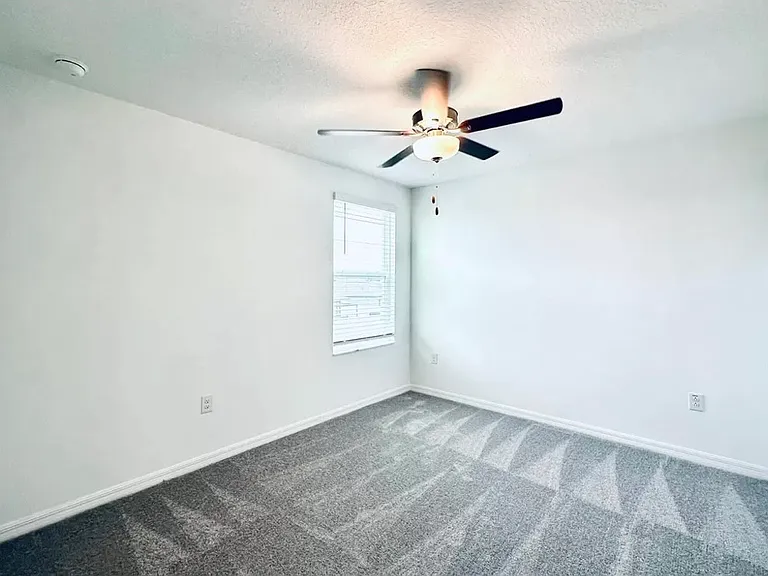 11524 Radiant Shore Loop — Photo 34