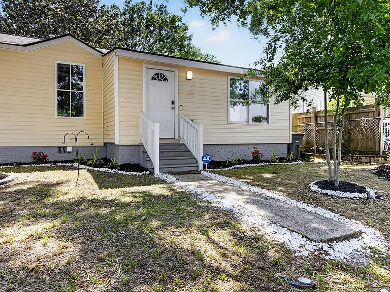 2645 Ranger Dr #5 — Photo 3