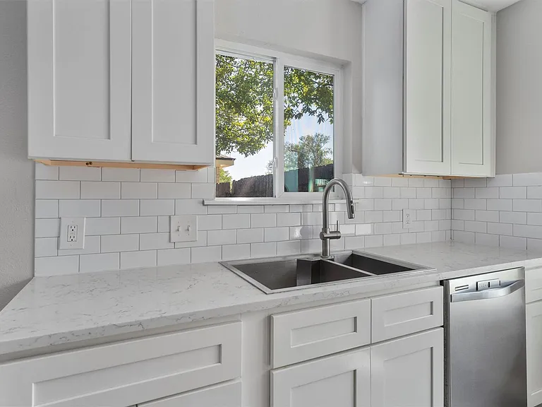 12321 Emery Oaks Rd — Photo 10