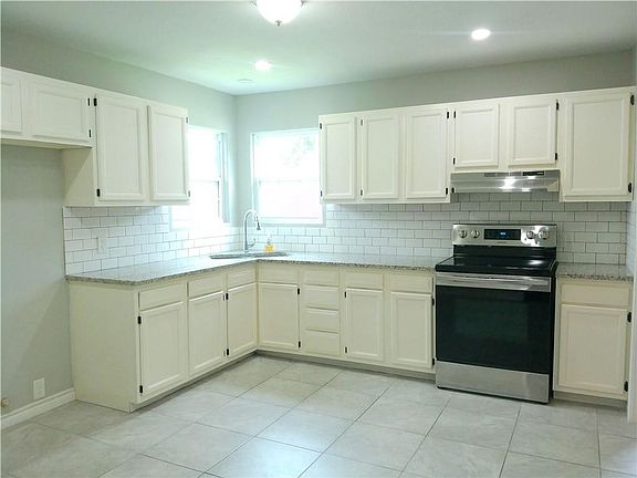 2nd image of 534 Ohio Ave