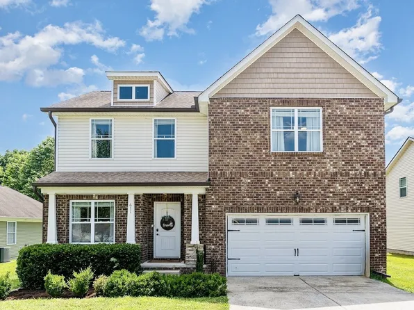 611 Whirlaway Dr, Burns, TN 37029