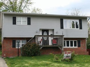 3583 Olympia Rd, Lexington, KY 40517