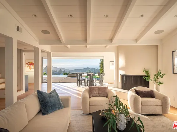 3109 Dona Susana Dr, Studio City, CA 91604