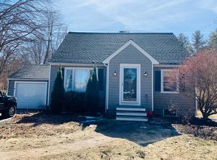 107 Groton School Rd, Ayer, MA 01432