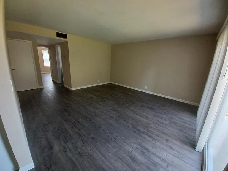 992 Ponderosa Ave #C — Photo 10