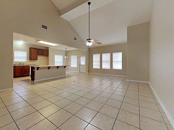 5th image of 5902 Tapestry Dr