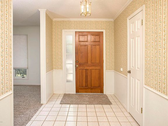5th image of 6309 Stoneham Dr